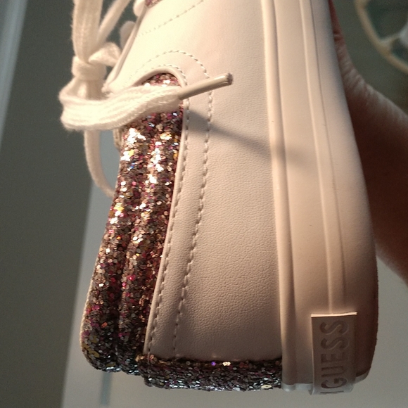 G by GUESS sneakers Size 9 - Picture 9 of 10